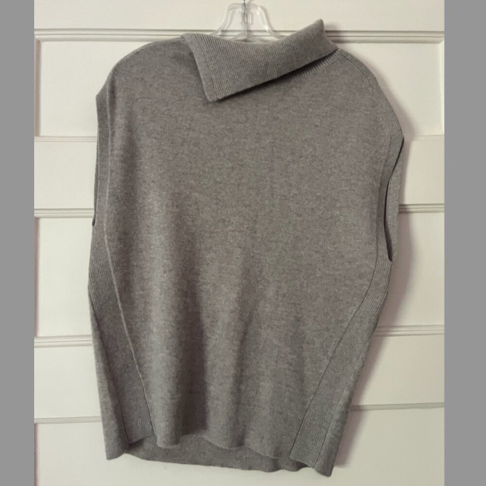 Club Monaco Cashmere Vest, Size S/P